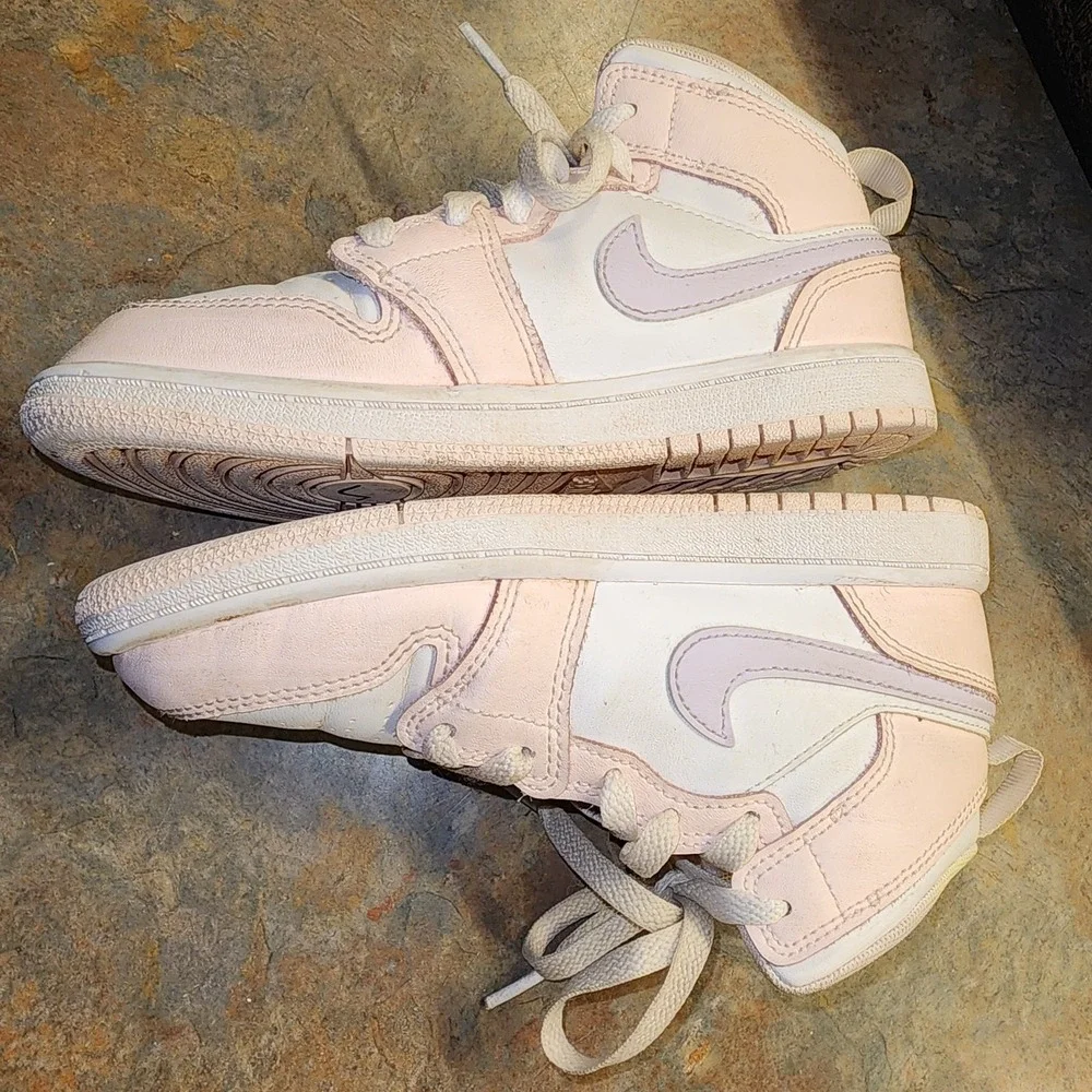Girls Air Jordan 1 Mid Light Pink/ Purple Wash Size 13.5